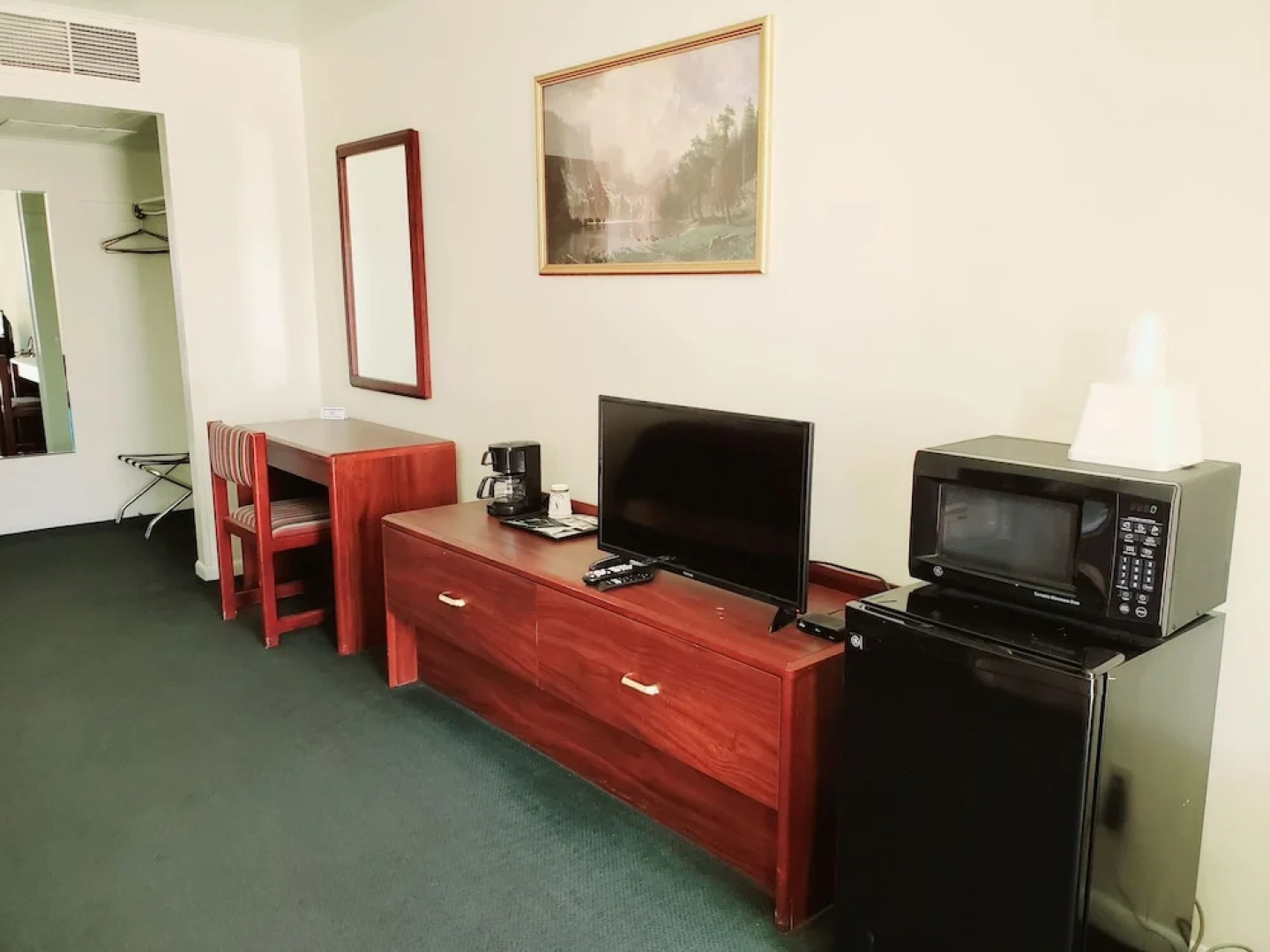 Budget Host Sheridan