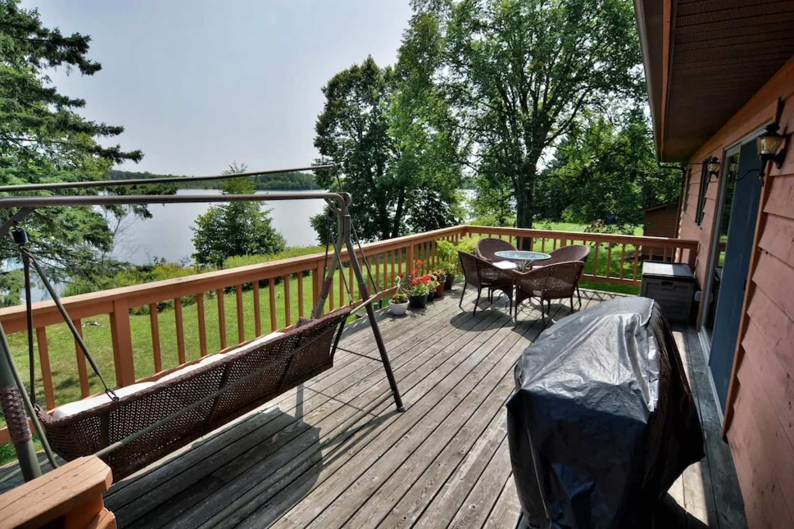 Best Cozy Abode for 12 Over Birkie 4 Bedrooms 2 Bathrooms Condo