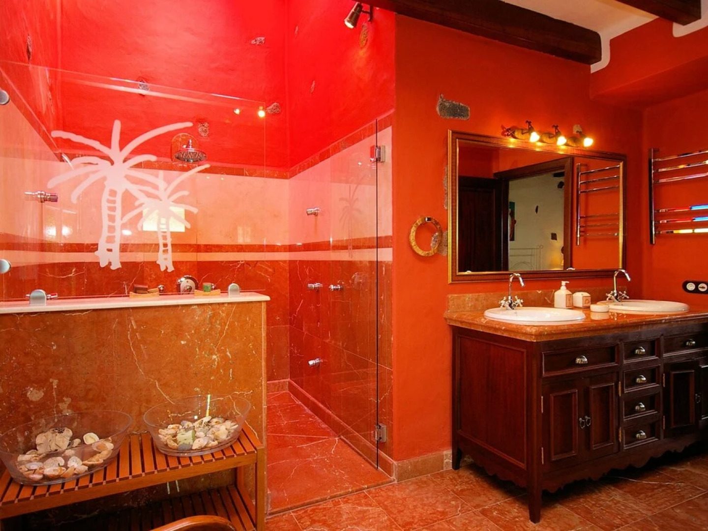 Comfortable Villa in Haría With Swimming Pool