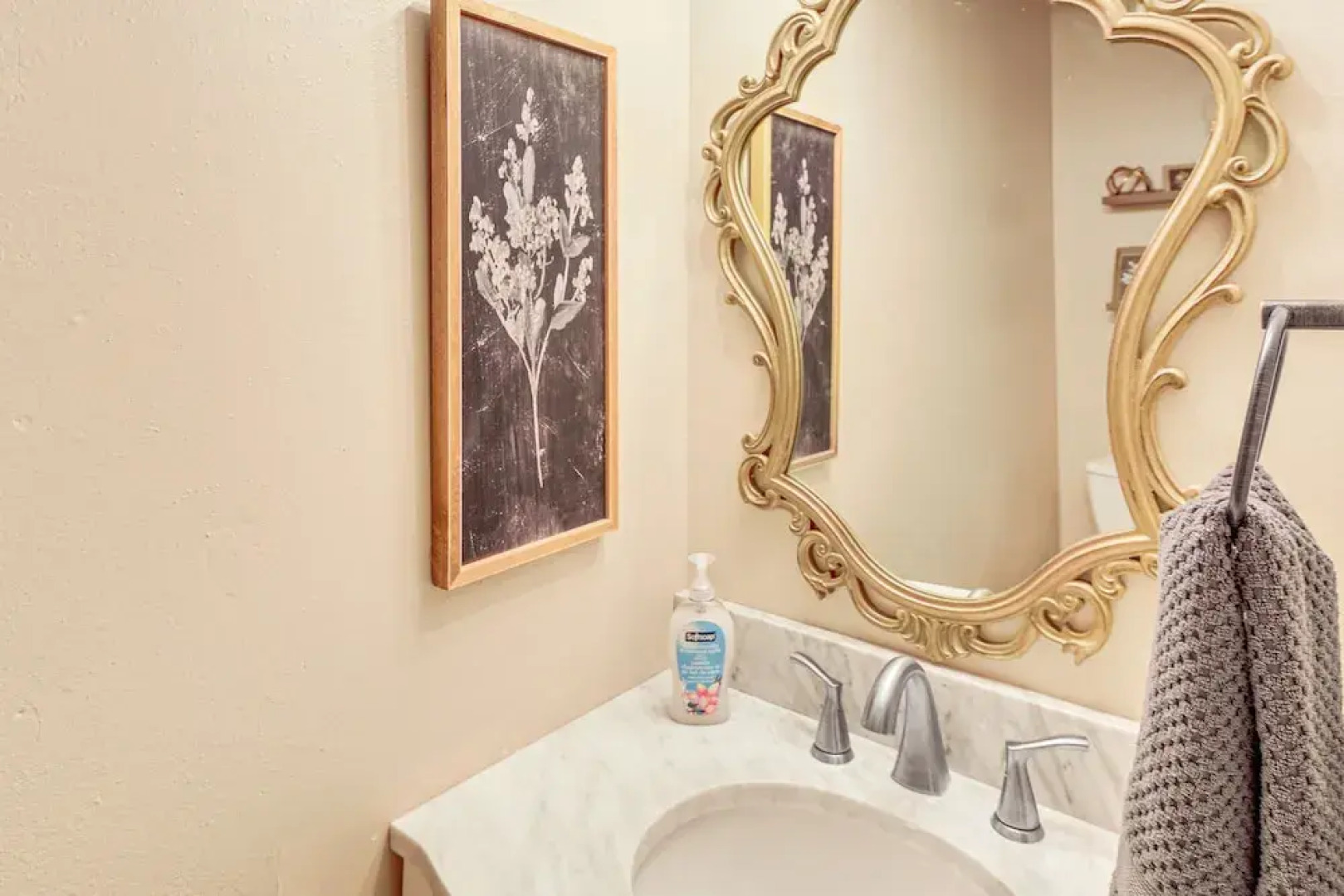 Golf Getaway w/ 9 Courses + Walk to Lake Desoto