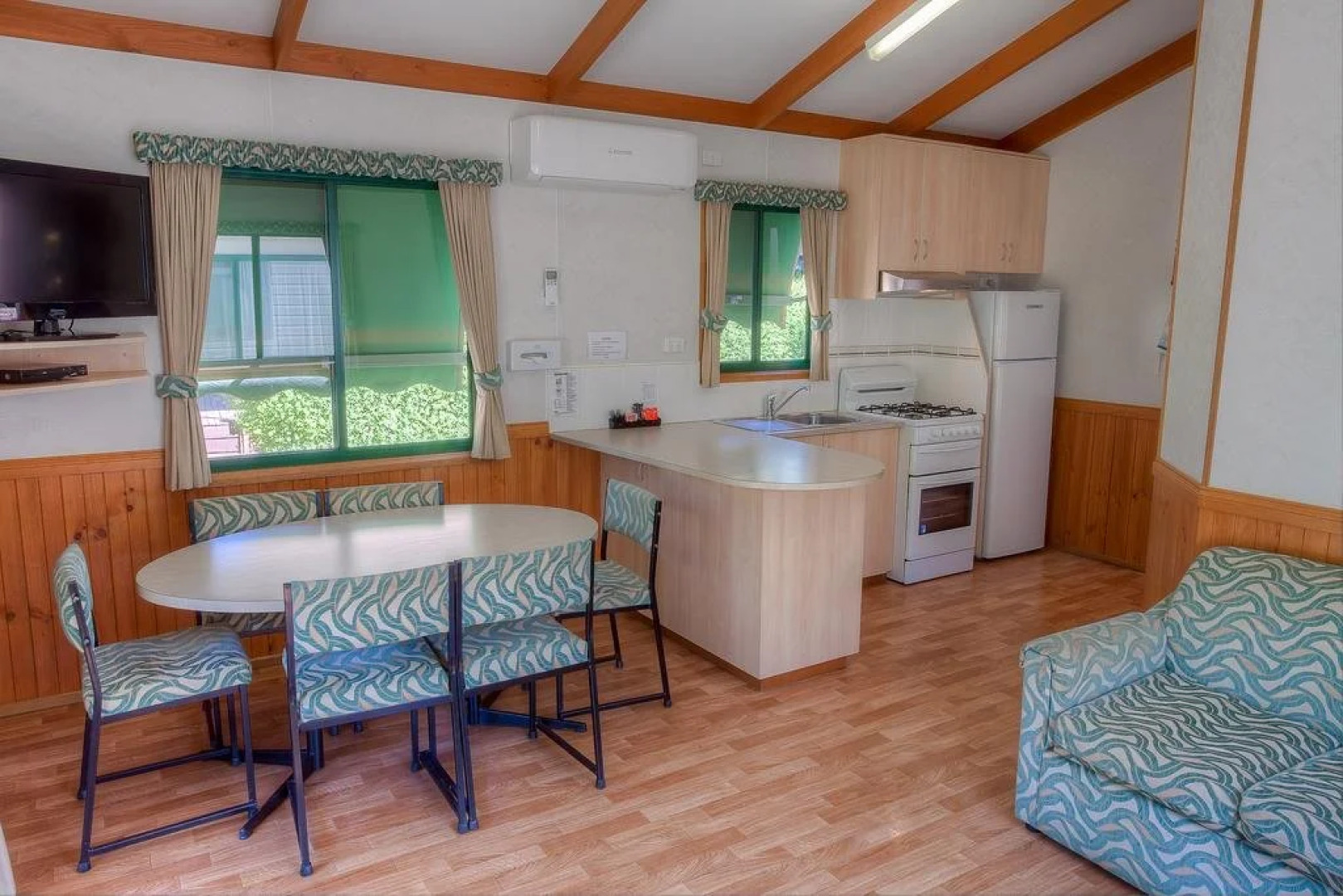 Bright Riverside Holiday Park