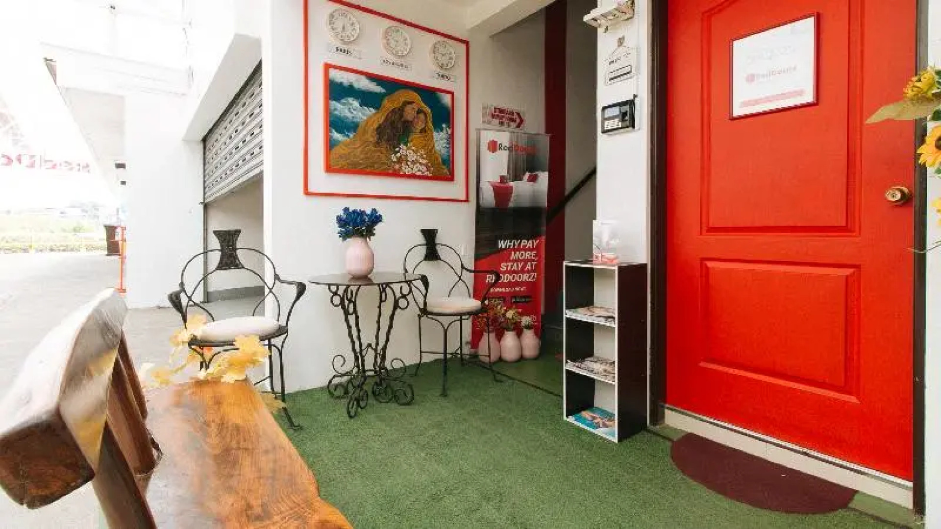 RedDoorz @ EL Runway Hotel Bulacan