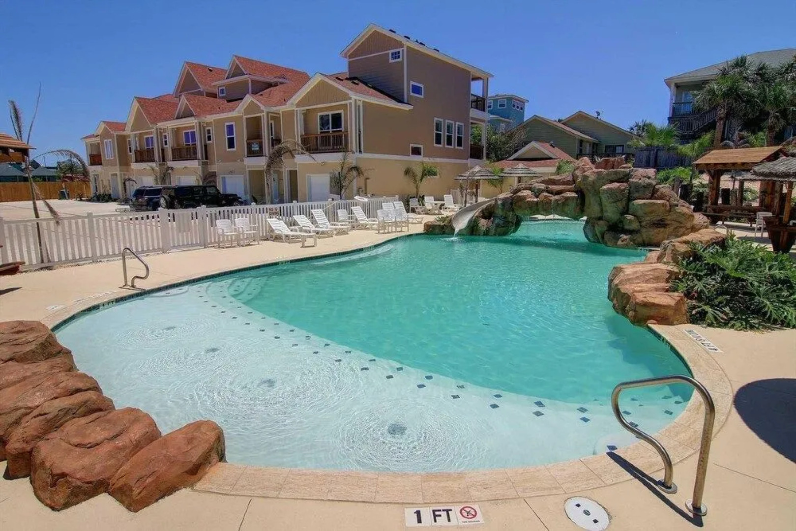 Borracho Beach - 3 Br Townhouse