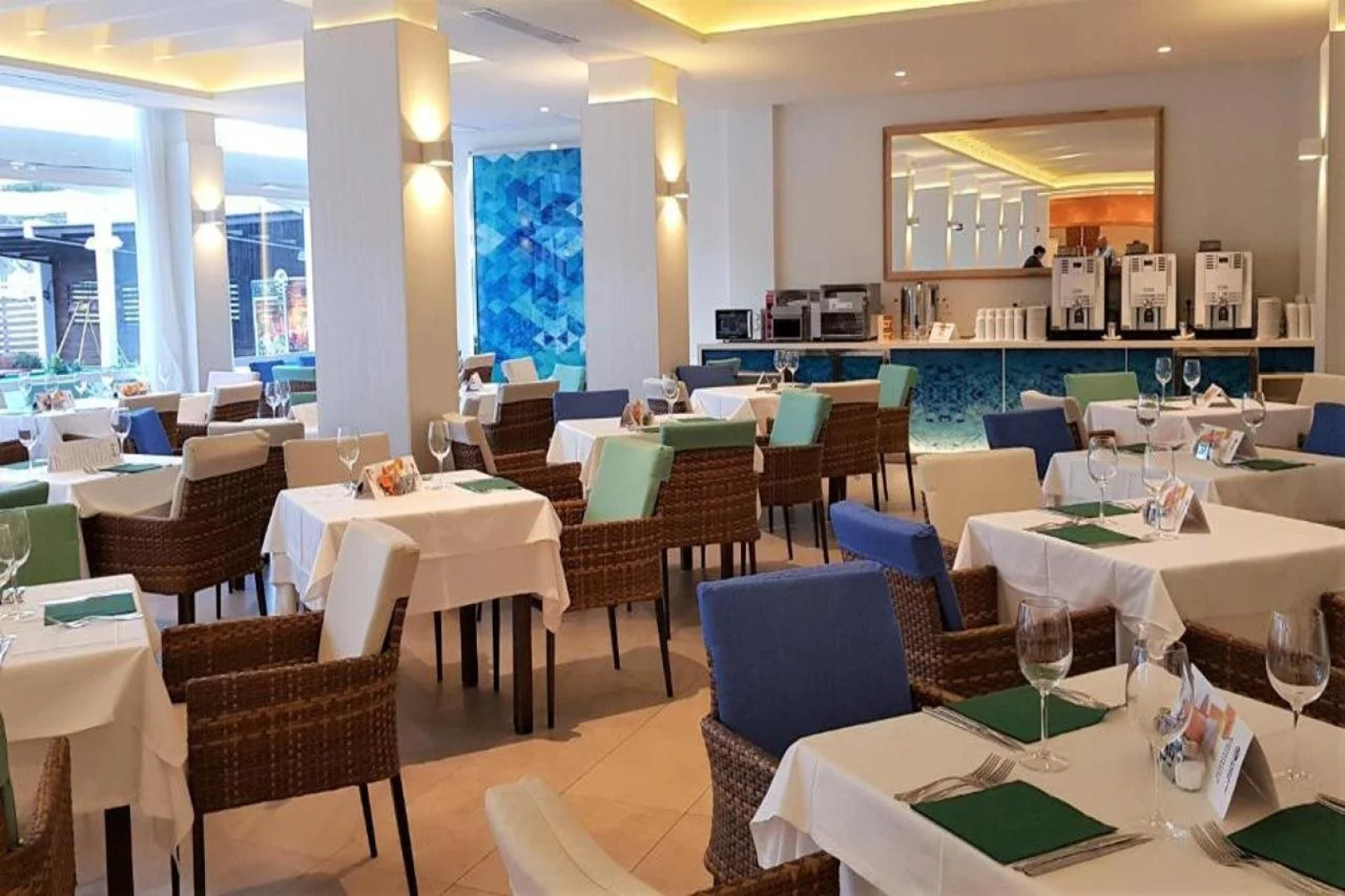 Puerto Azul Suite Hotel