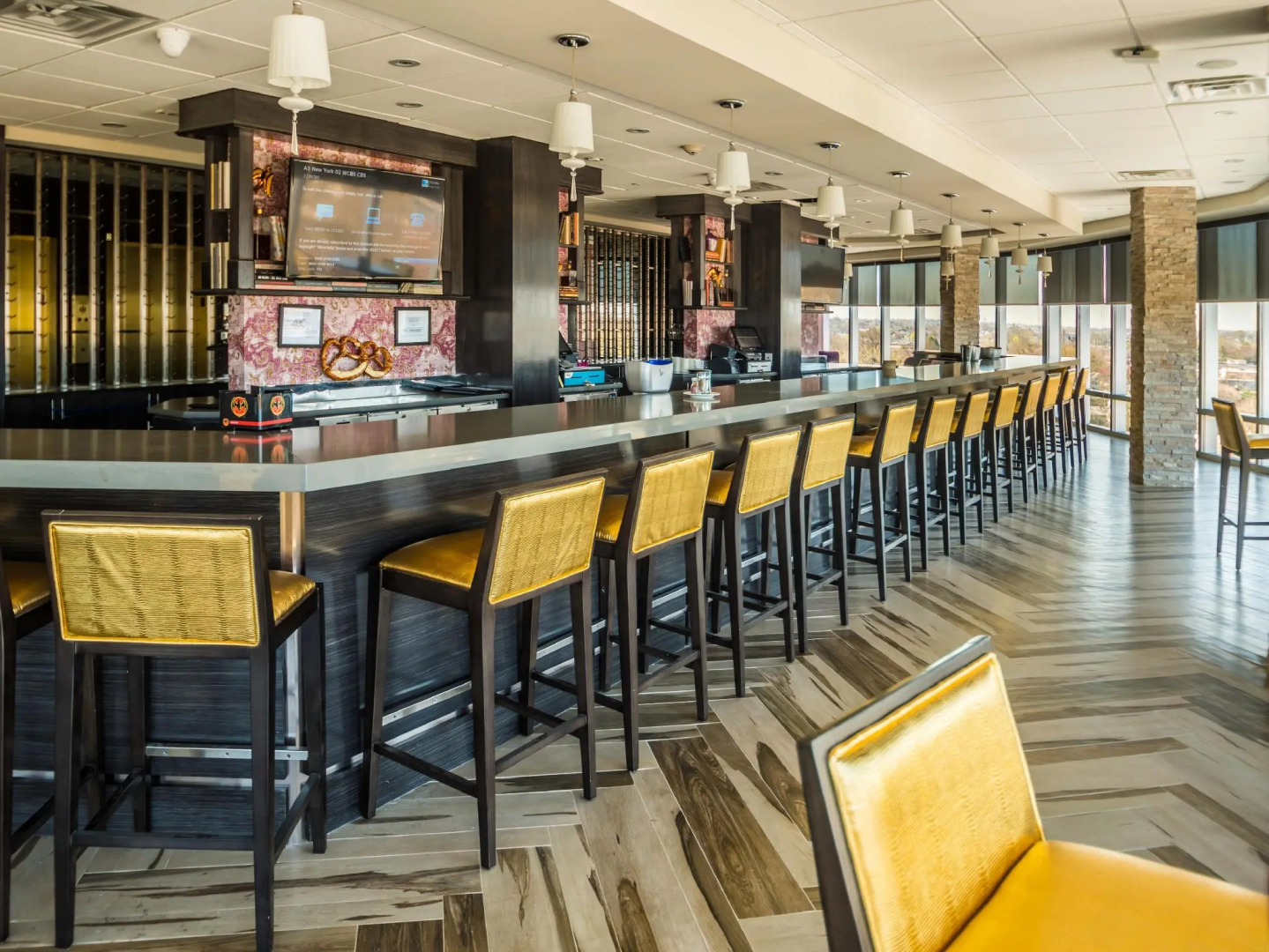 Crowne Plaza Saddle Brook by IHG