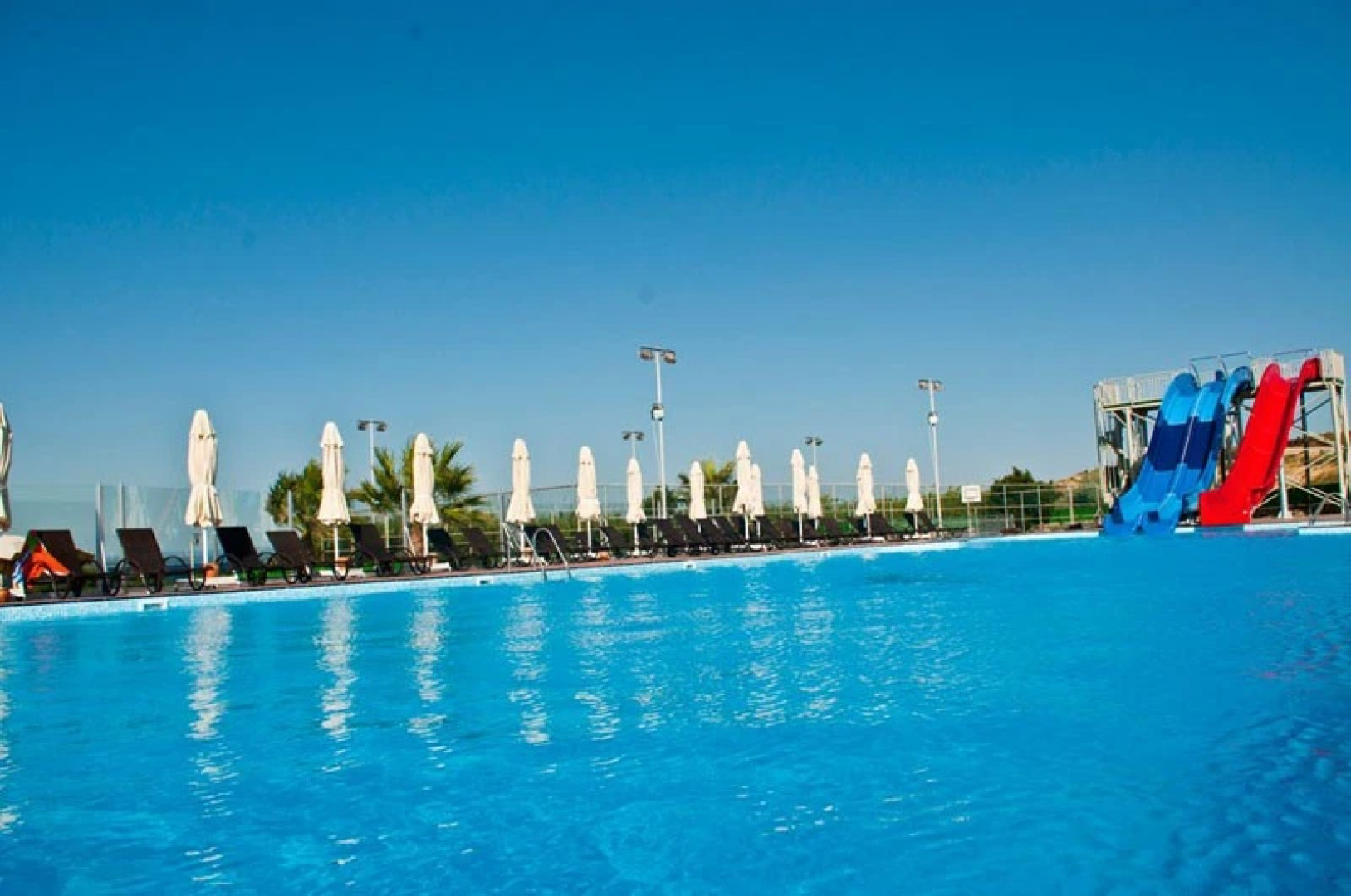 Capraz Tatil Koyu