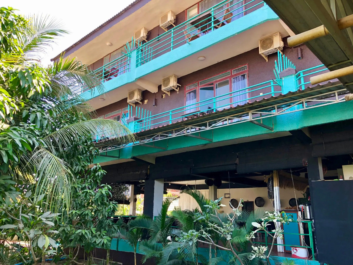 River Dolphin Hotel