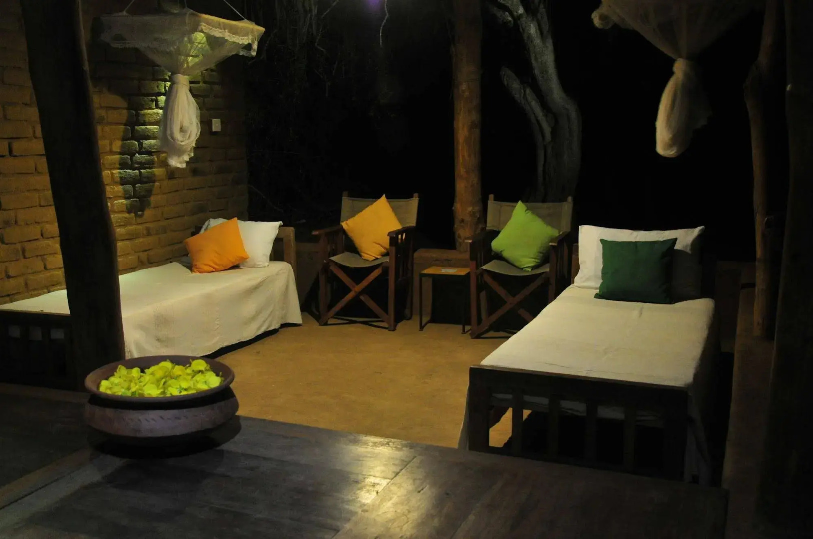 Back of Beyond - Safari Lodge Yala
