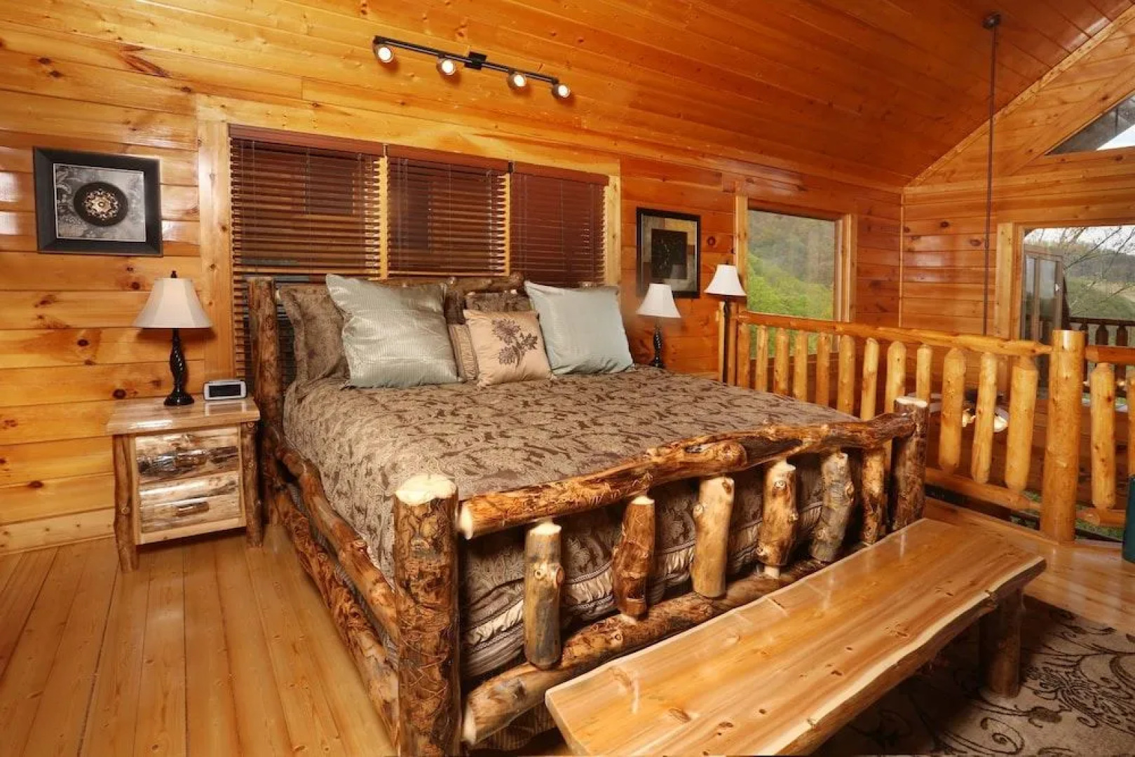 Mountain Dreams 2 Br cabin by RedAwning