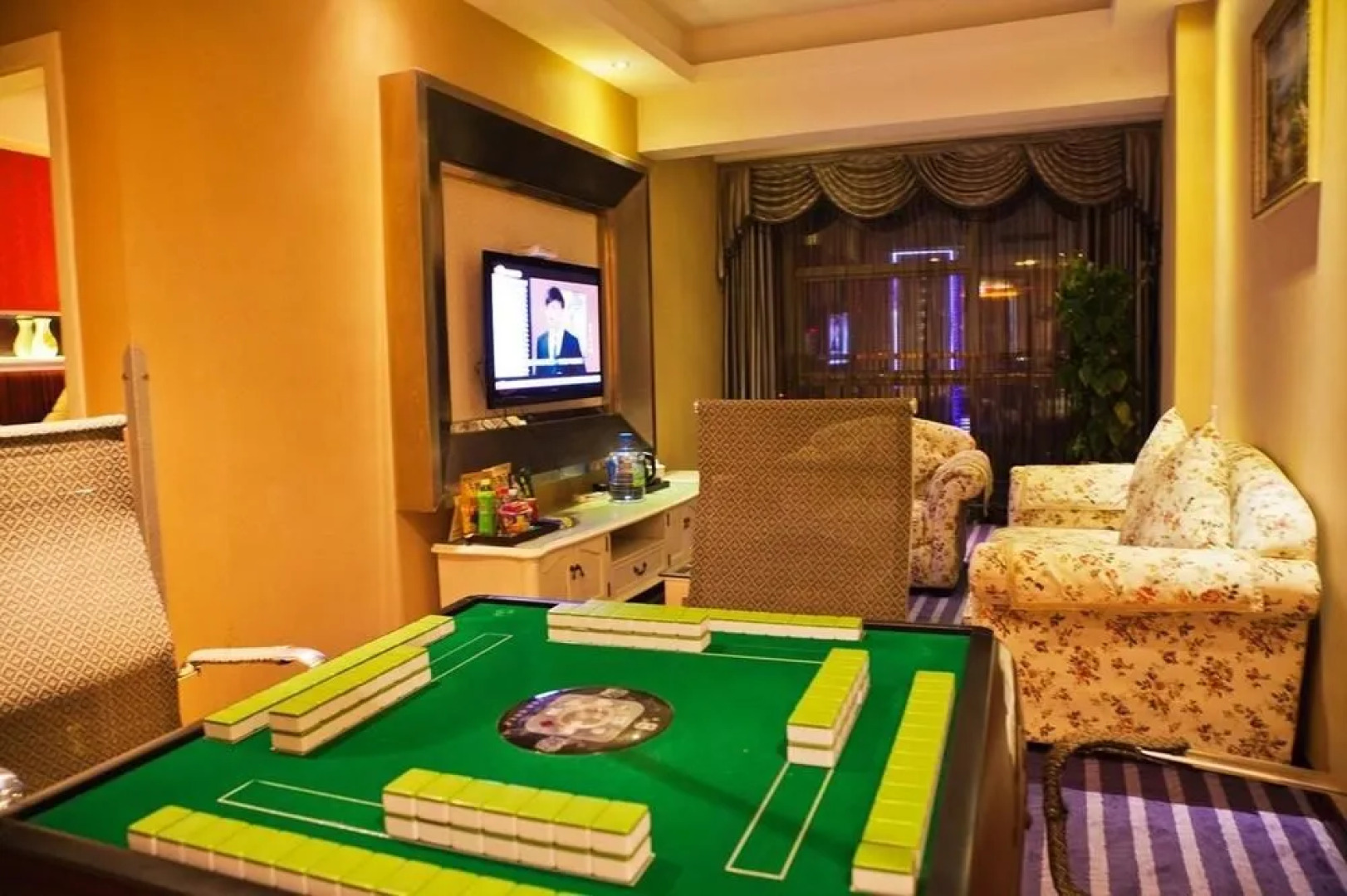 Hanbang Hotel (Hanzhong High-speed Railway Station Central Hospital)