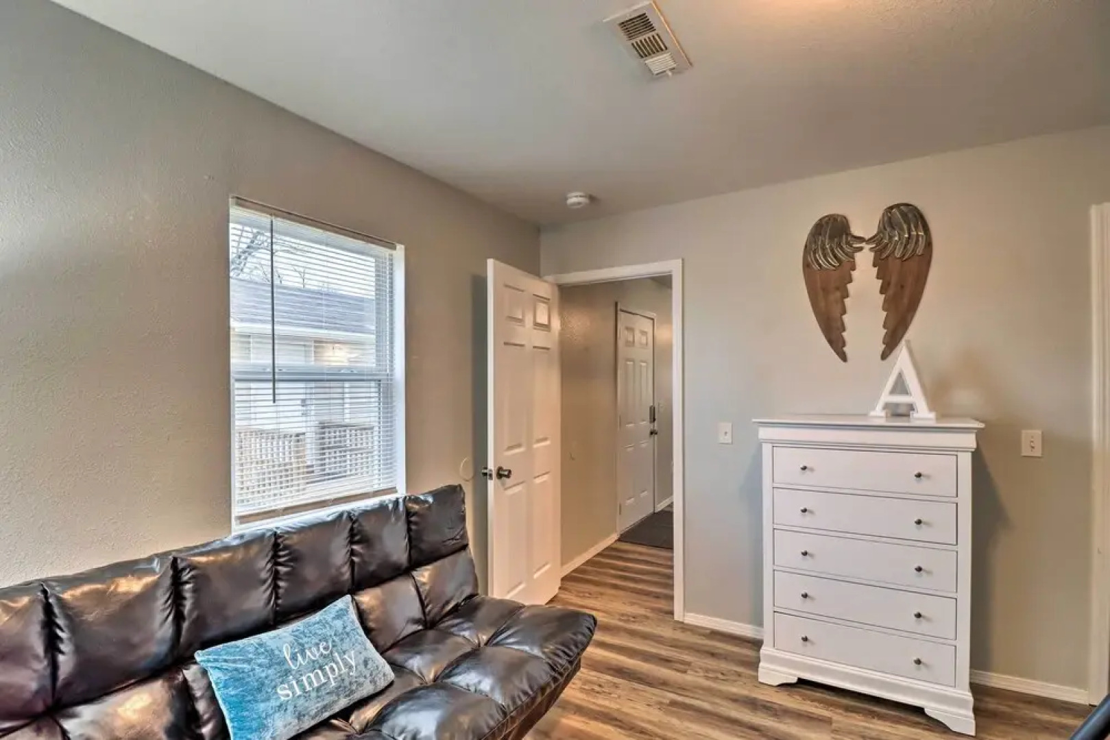 Stylish & Family-friendly West Plains Home!