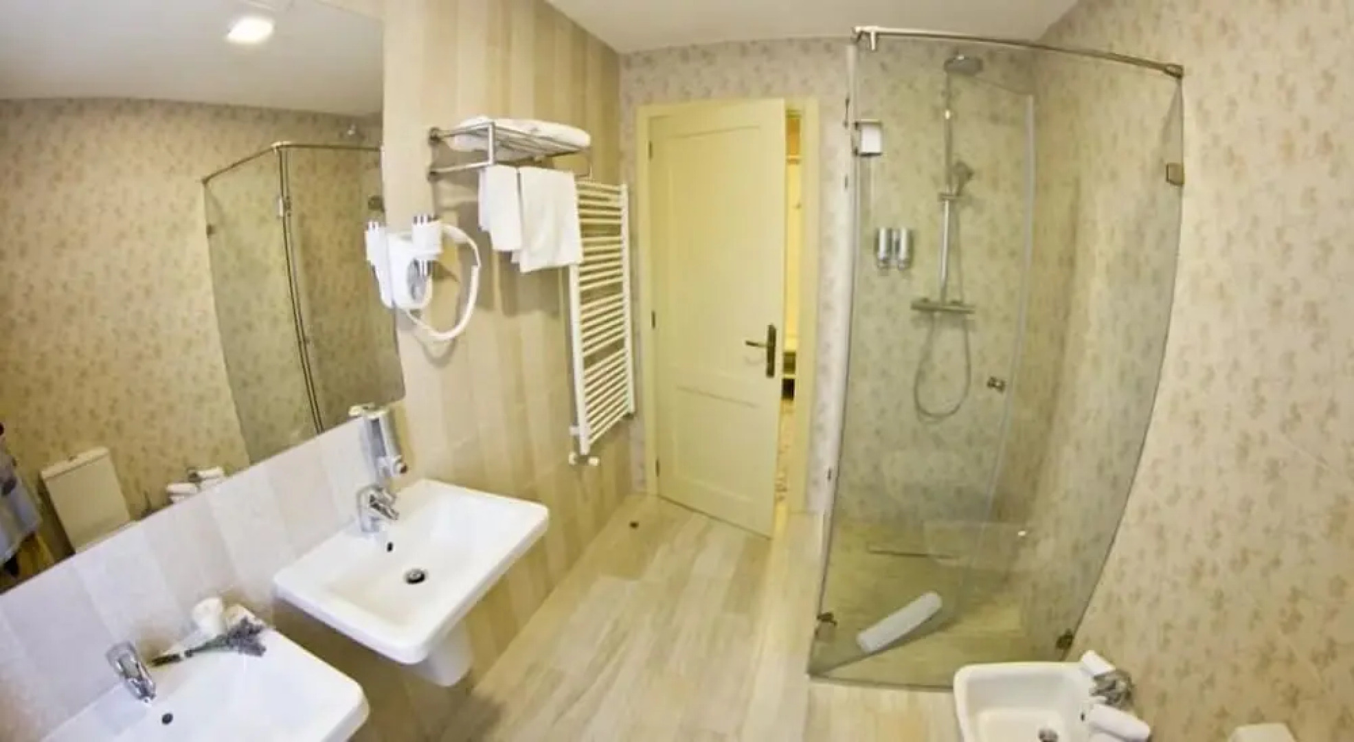 Pensiunea Sarea-n Bucate