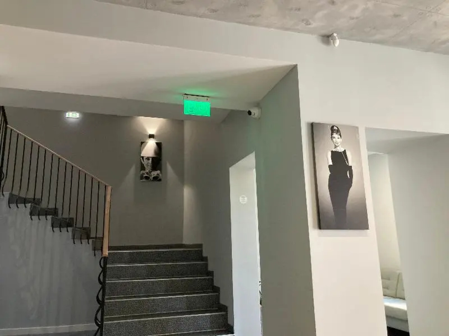 H 11 Downtown Aparthotel