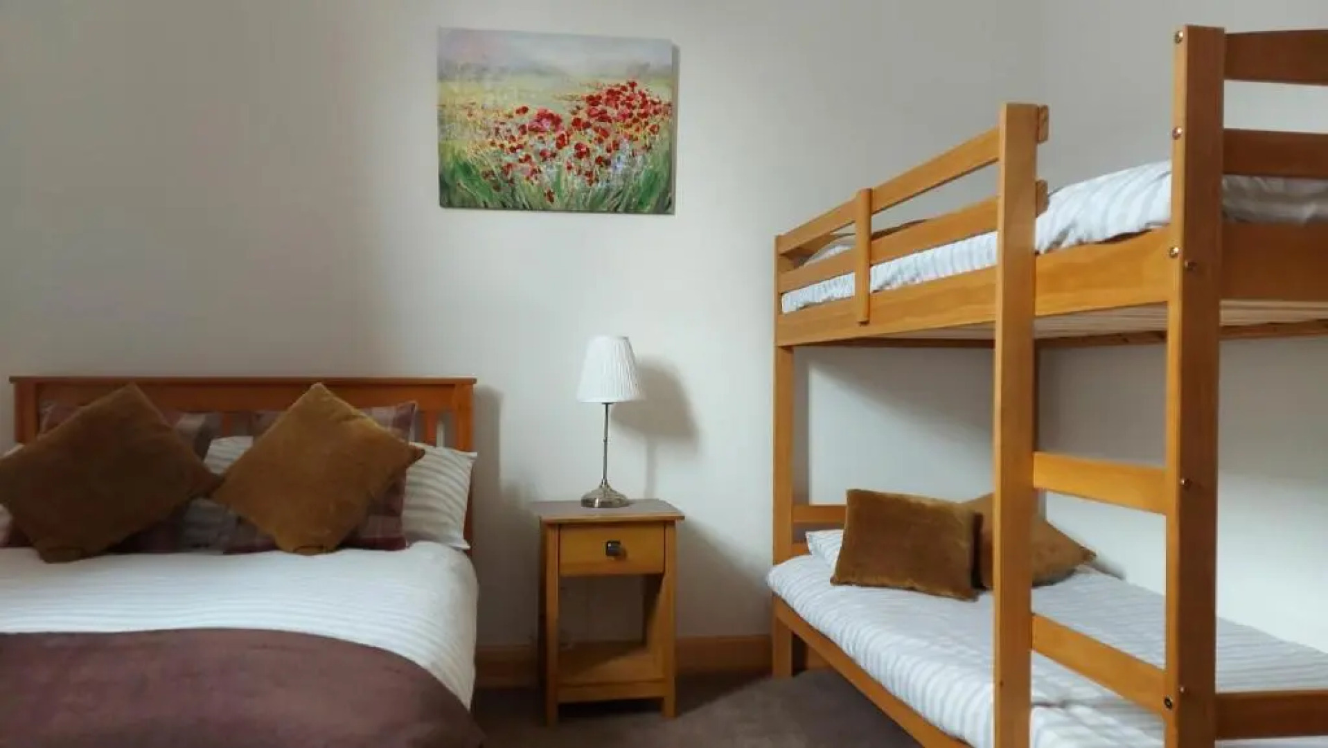 Helmsdale Lodge Hostel - all rooms en-suite