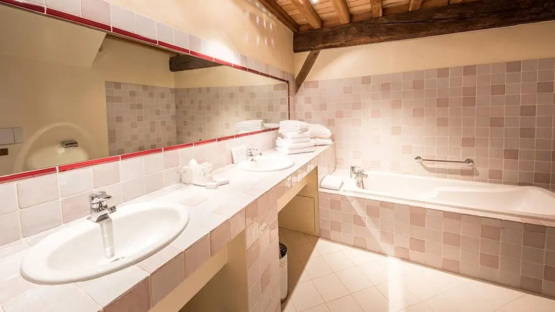 Le Champ des Oiseaux Hôtel & Spa 4*