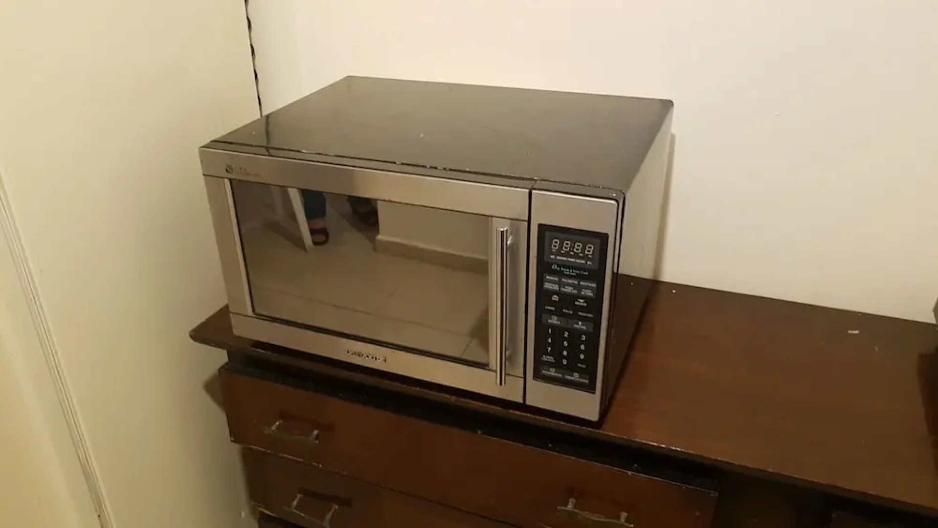 Comfortable Apartment, Secure and Private Complex, With Perimeter Fence