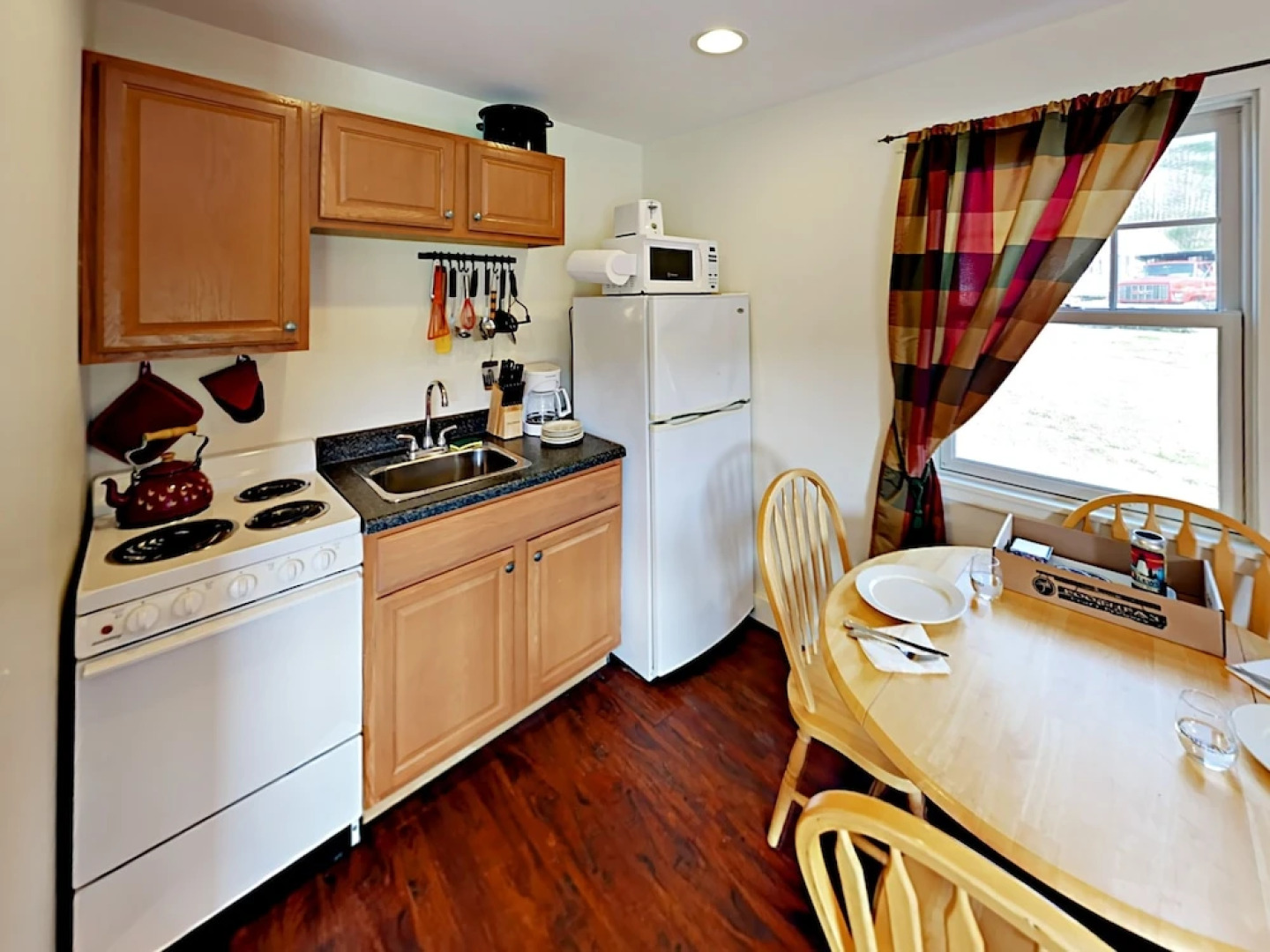 301 Adams Pond Rd 10 Lewis, IPA Cottage 2 Bedrooms 1 Bathroom Cottage