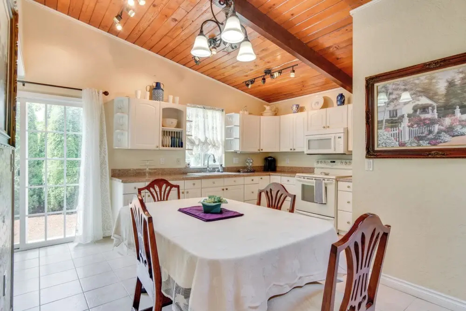 12 Mi to Portland: Aloha Home w/ Private Backyard