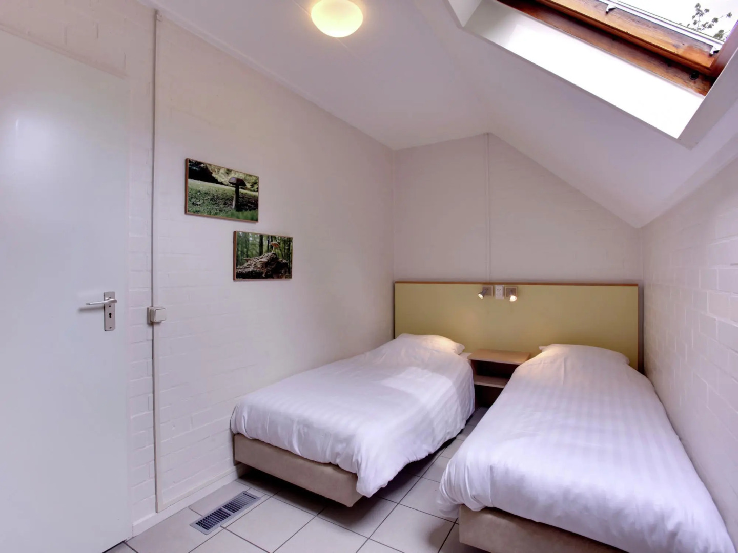 Cozy Holiday Home with Garden near Zwolle