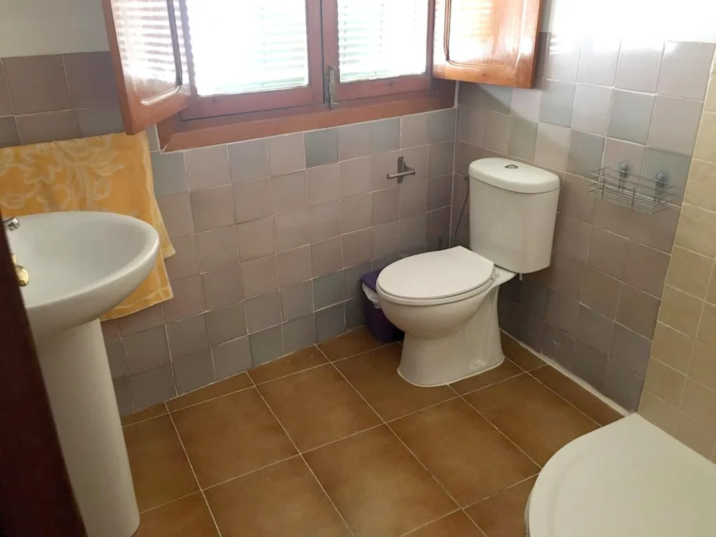 House With 4 Bedrooms in Albuñol, With Wonderful Mountain View and Terrace Near the Beach