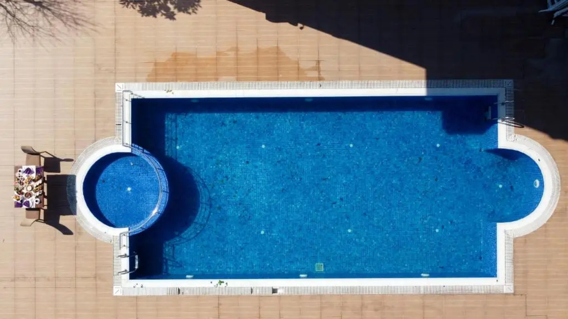 Elgarden Hotel & Residence