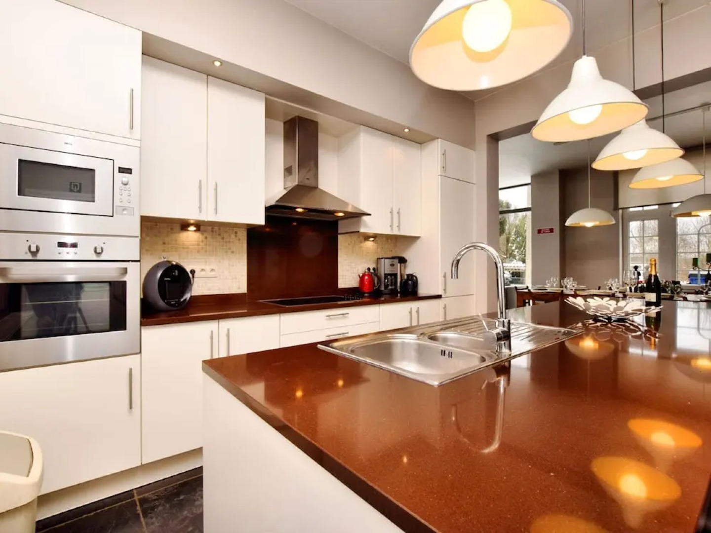 Luxurious Holiday Home in Courtil with a Jacuzzi