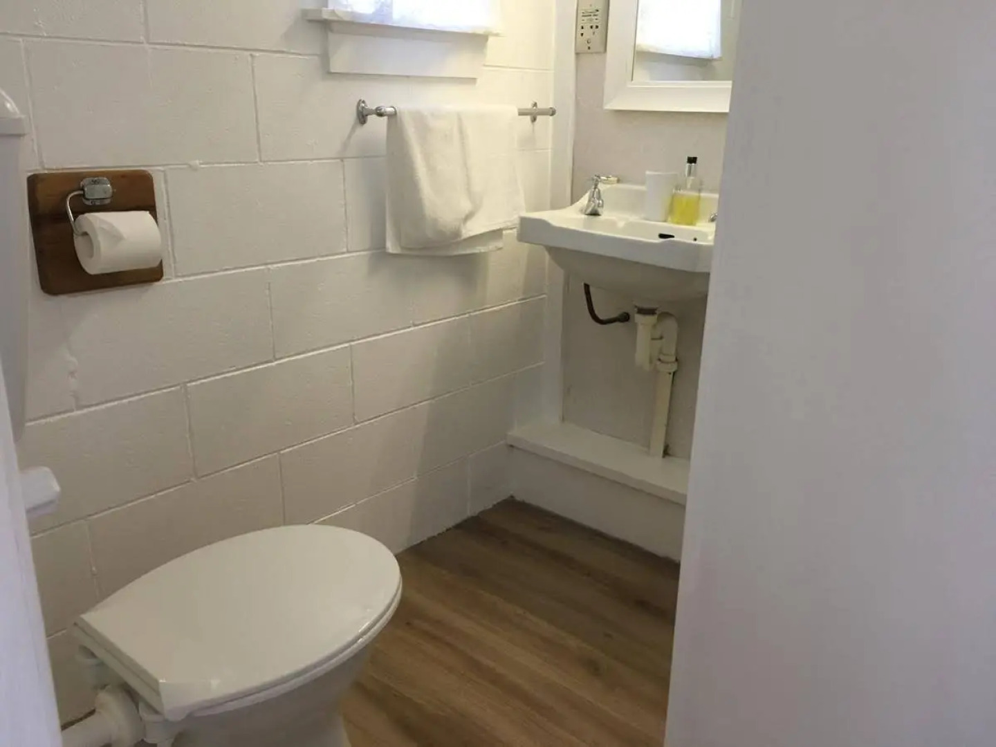 Burkes Pass Country Motel