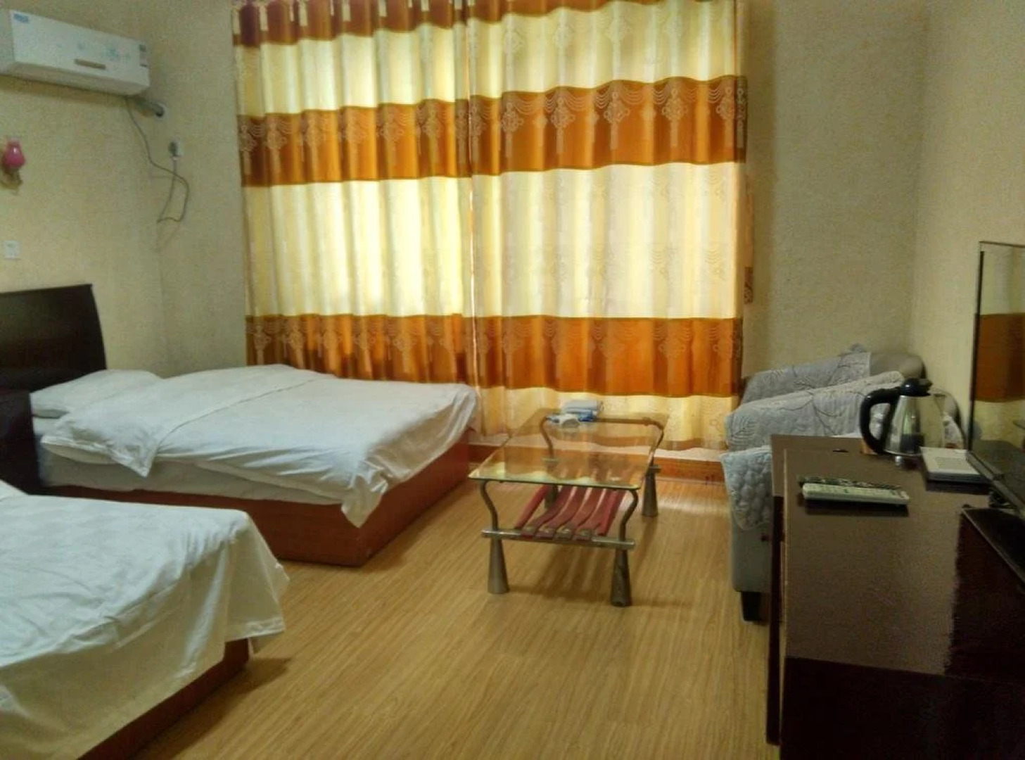 Jiujiang Hongfeng Hotel