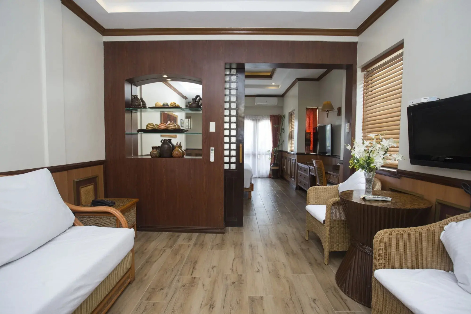 Red Coconut Beach Hotel