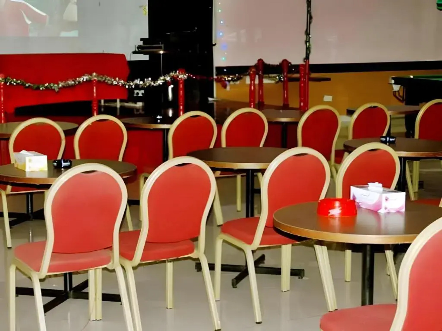 Al Sharqiya Sands Hotel