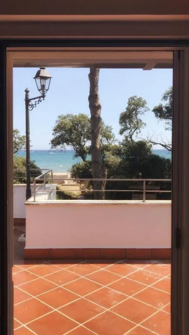 PINETA BLU, Villa sul mare con due appartamenti indipendenti tra Terracina e Sperlonga