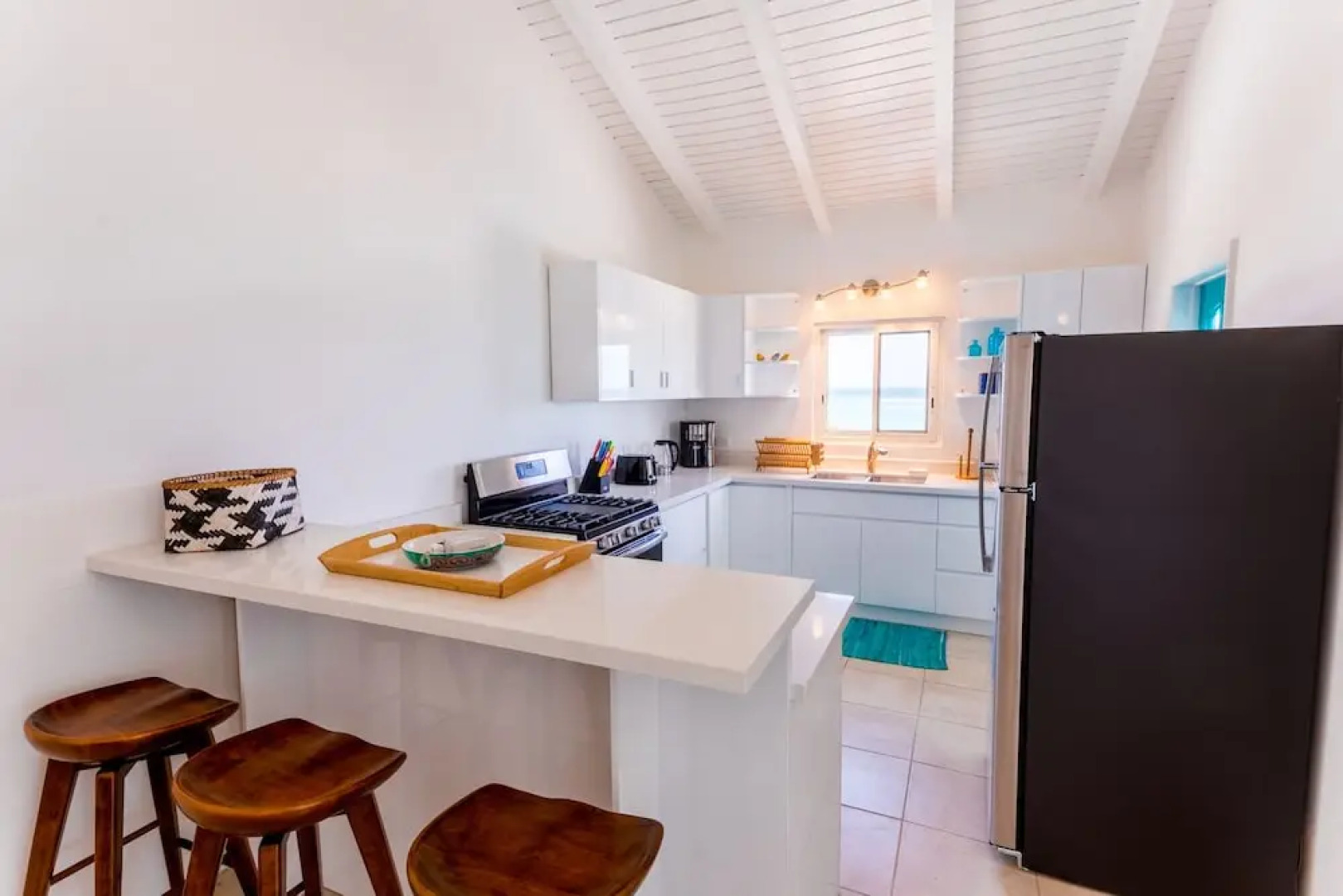 Coralito Bay Suites & Villas