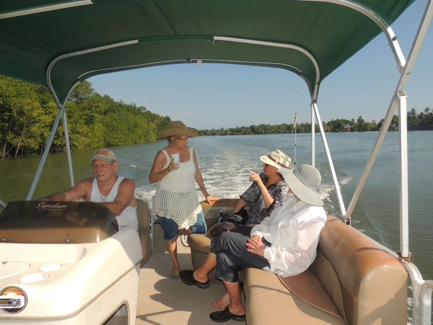 Hotel Cocomar Beachfront Hotel