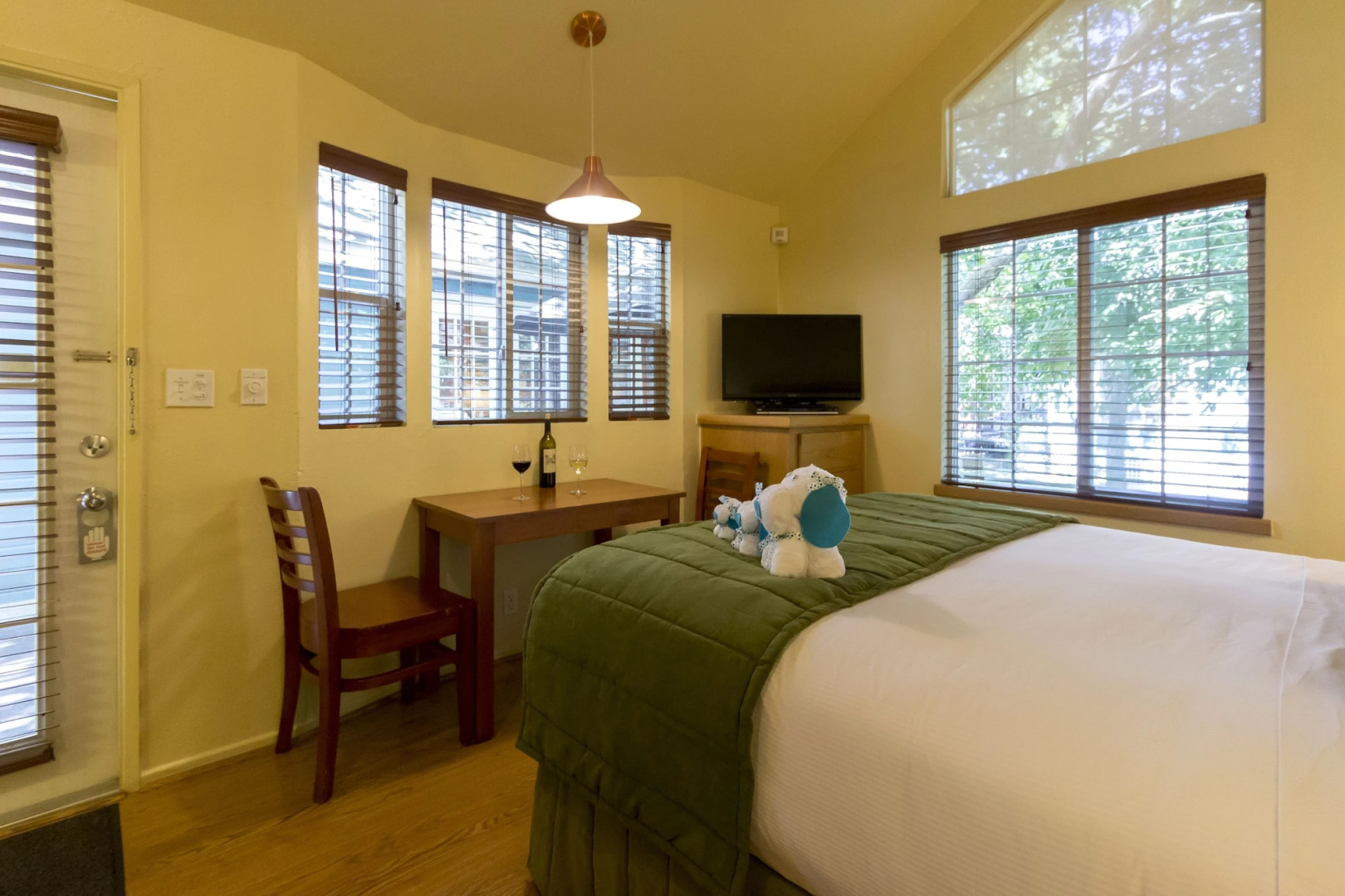 RiverPointe Napa Valley Resort