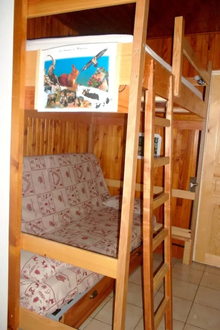 Studio in Les Carroz, With Wonderful Mountain View and Furnished Balco