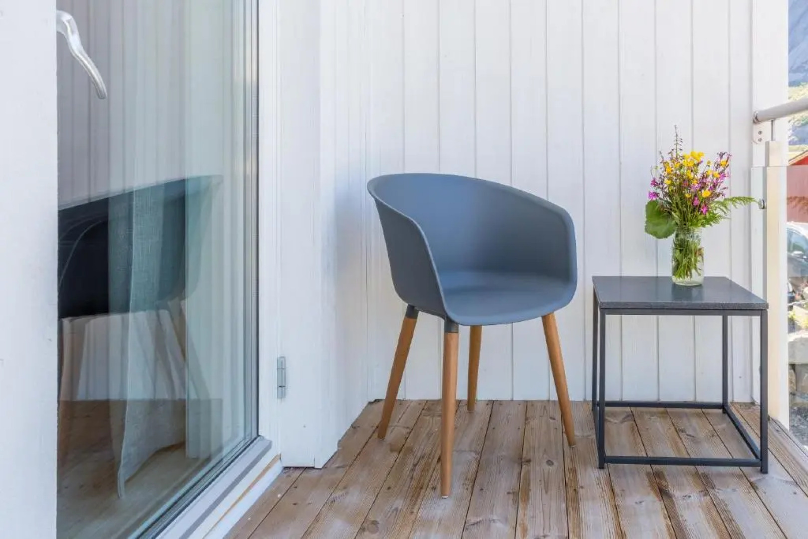 May's Apartments by May's