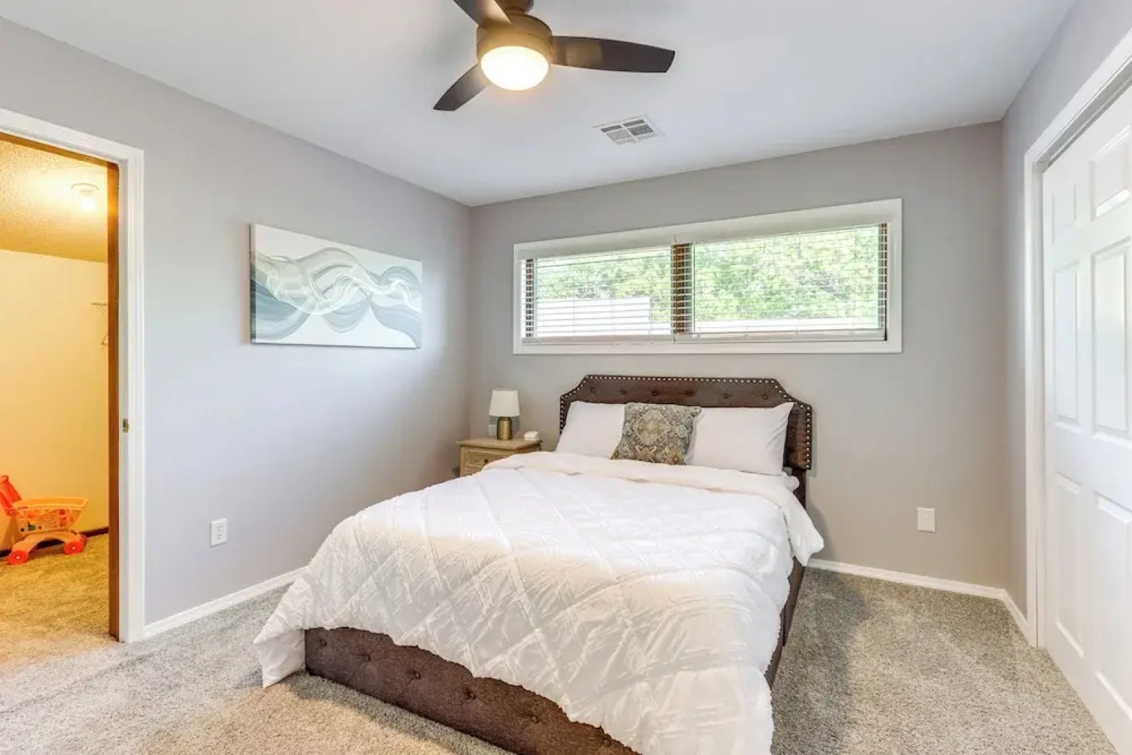 Swim & Boat Docks: Lakefront Gem in Bella Vista!