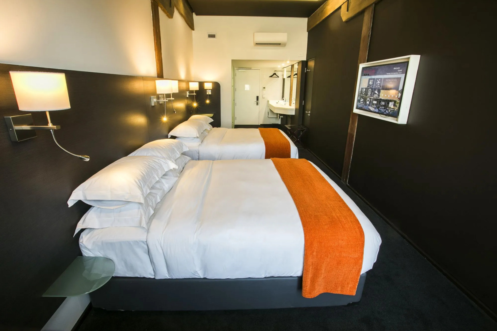 ONOMO Hotel Waterfront