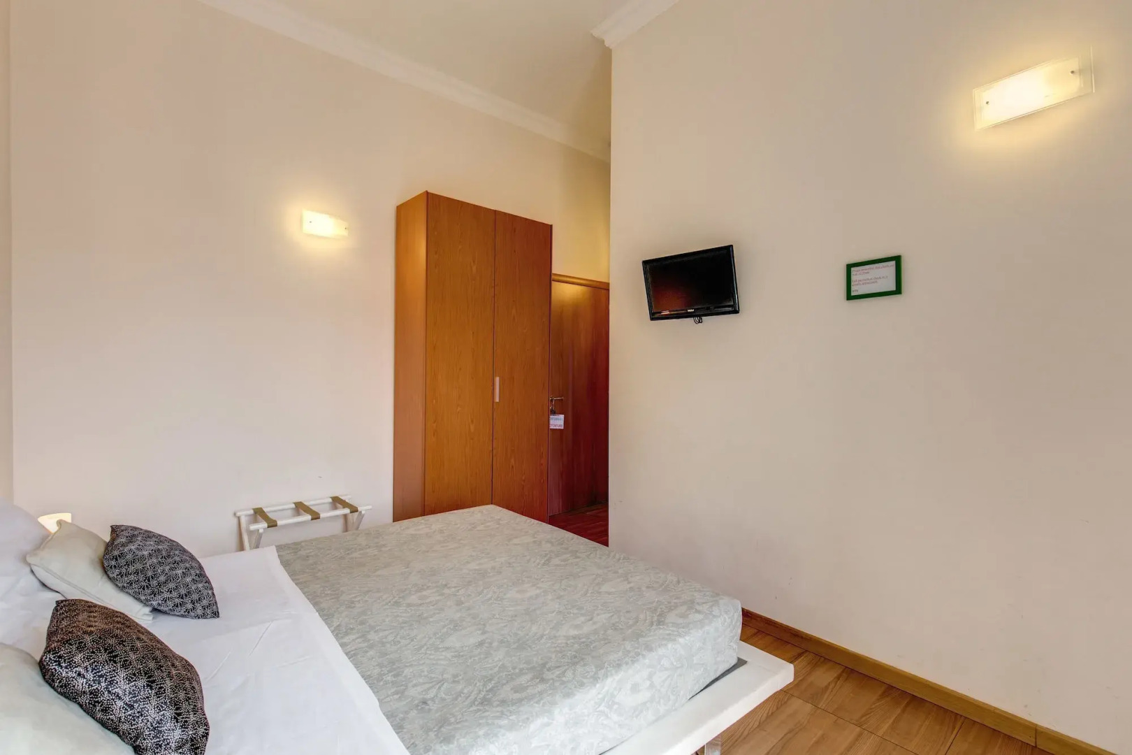 Bon Ton Design Rooms by DOT Suites