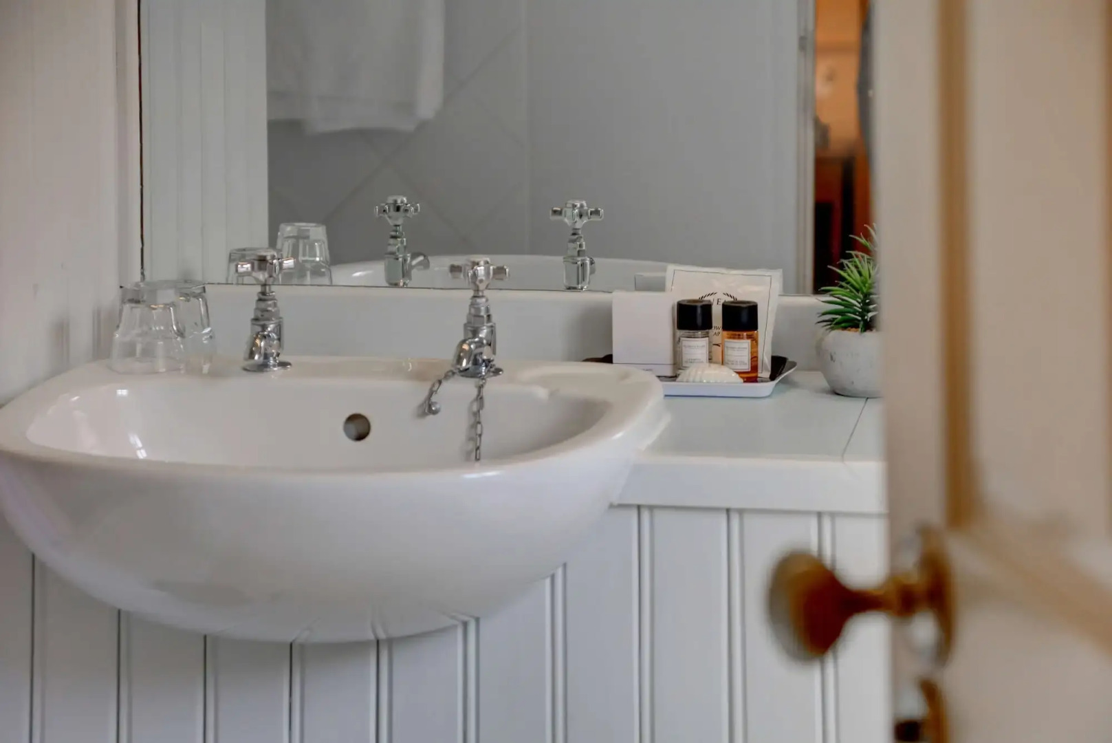 York Pavilion Hotel, Sure Hotel Collection by Best Western