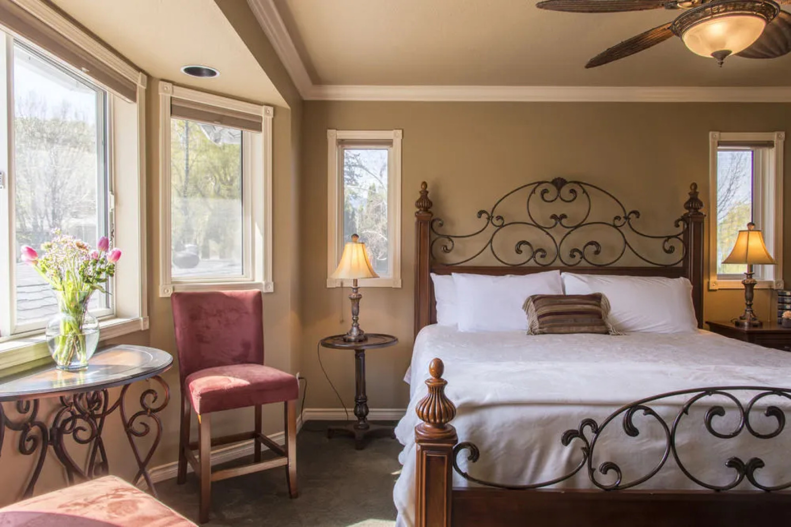 Serenata Guesthouse & Vineyard Retreat