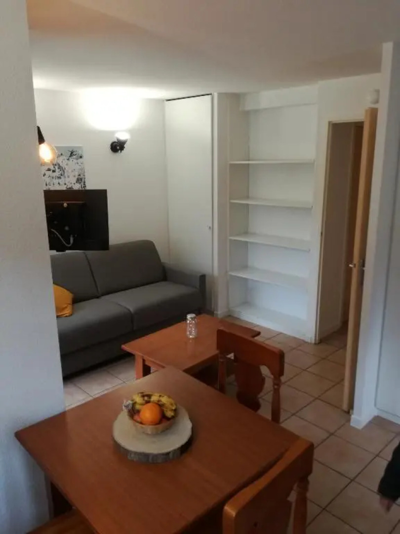 Studio vue montagnes, RDC, parking