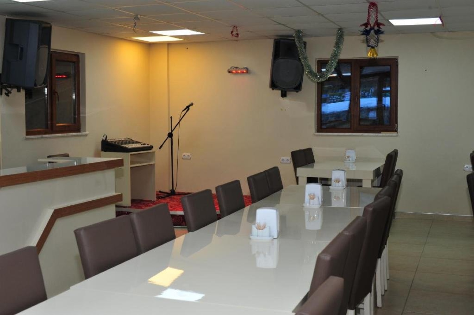 Cam Hotel & Restaurant 2