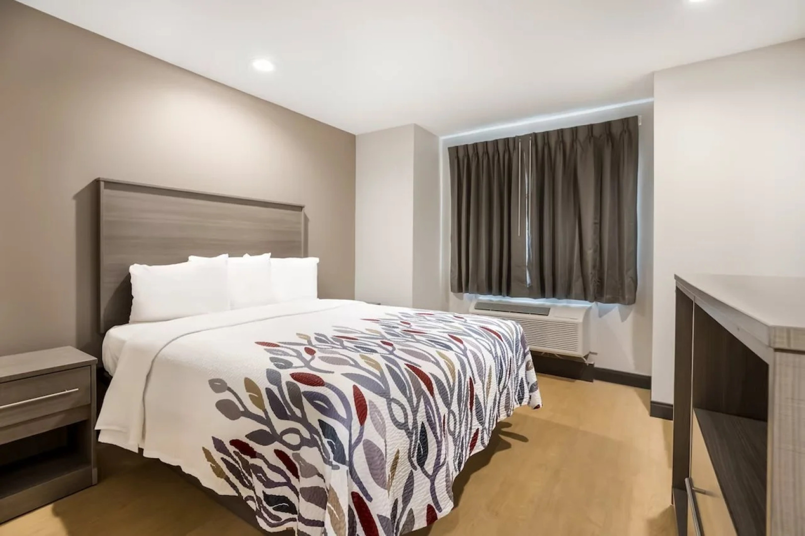 Red Roof Inn Sulphur