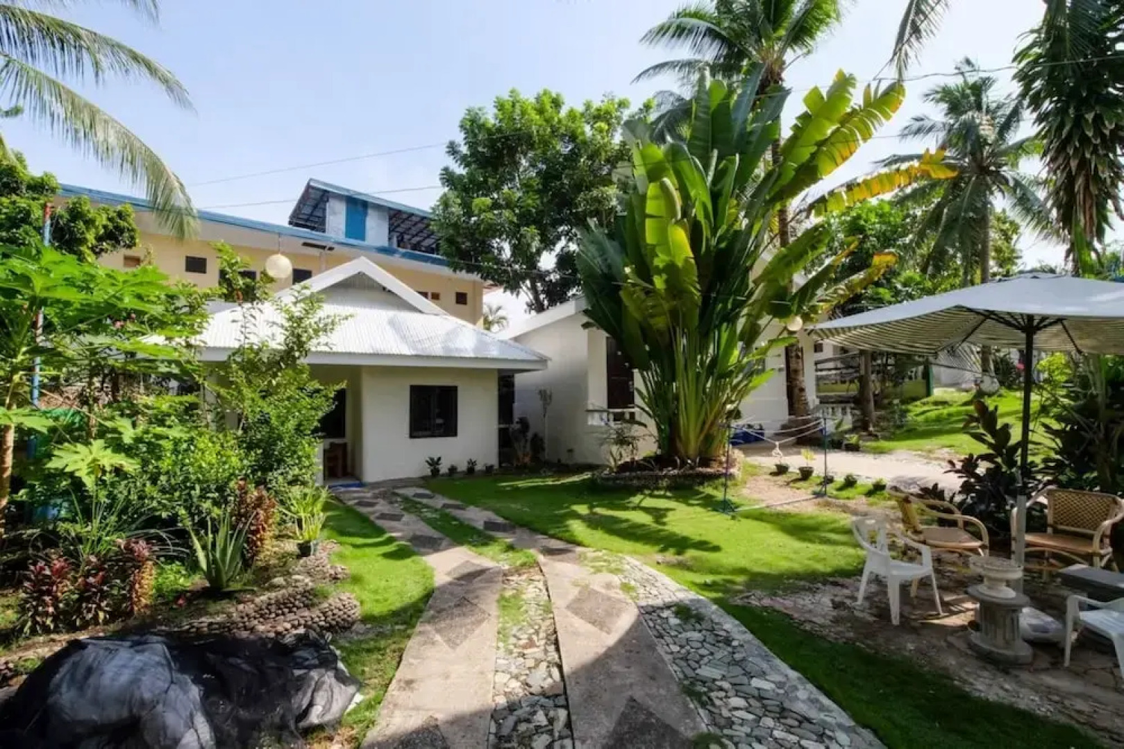 ZEN Rooms Pescadores Seaview Cebu