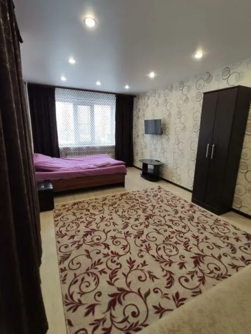 Flat on street Lenina, bld. 19 Selena