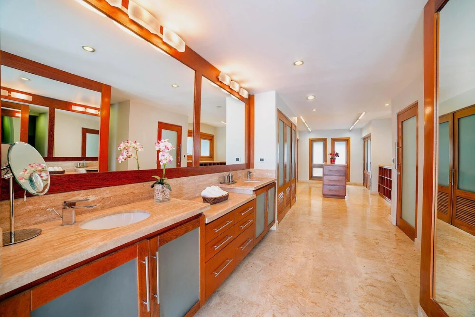 Srvittinivillas Agp36 / Spacius / Confortable Luxury Villa/ Family/ Team/ Cdc