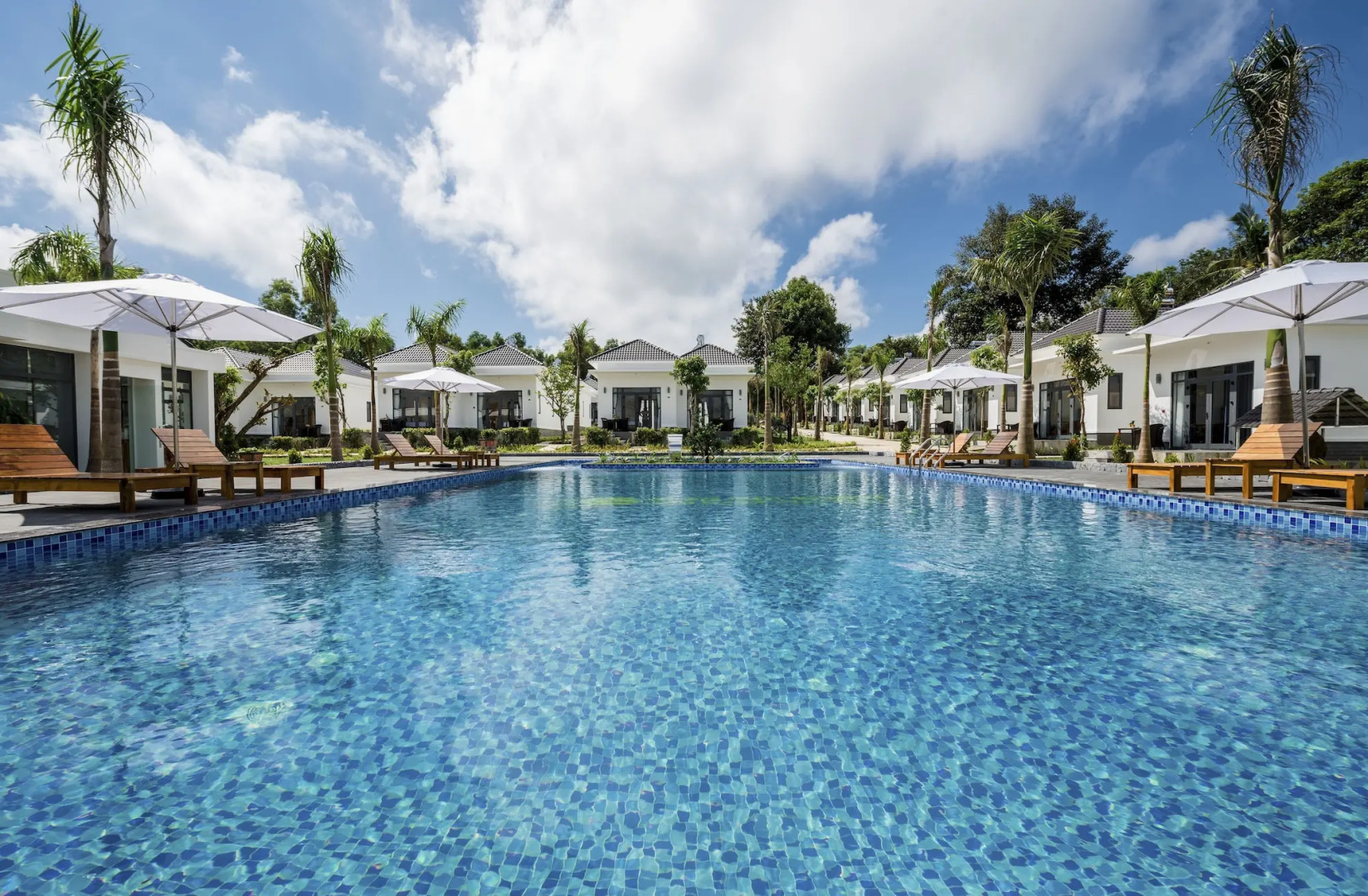 Xuan Hien Resort Seapearl Phu Quoc