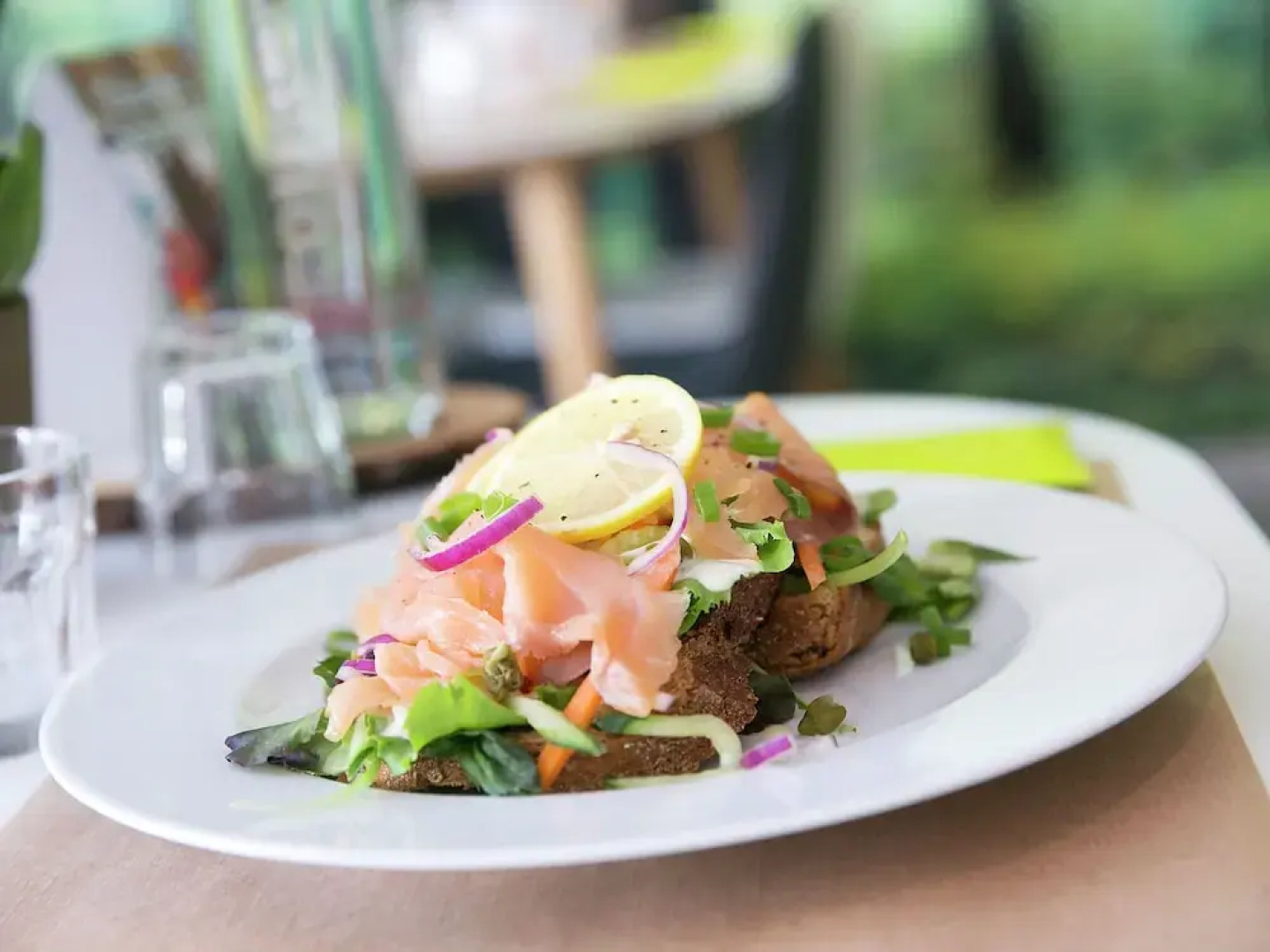 Modern villa with deco fireplace and dishwasher in De Veluwe