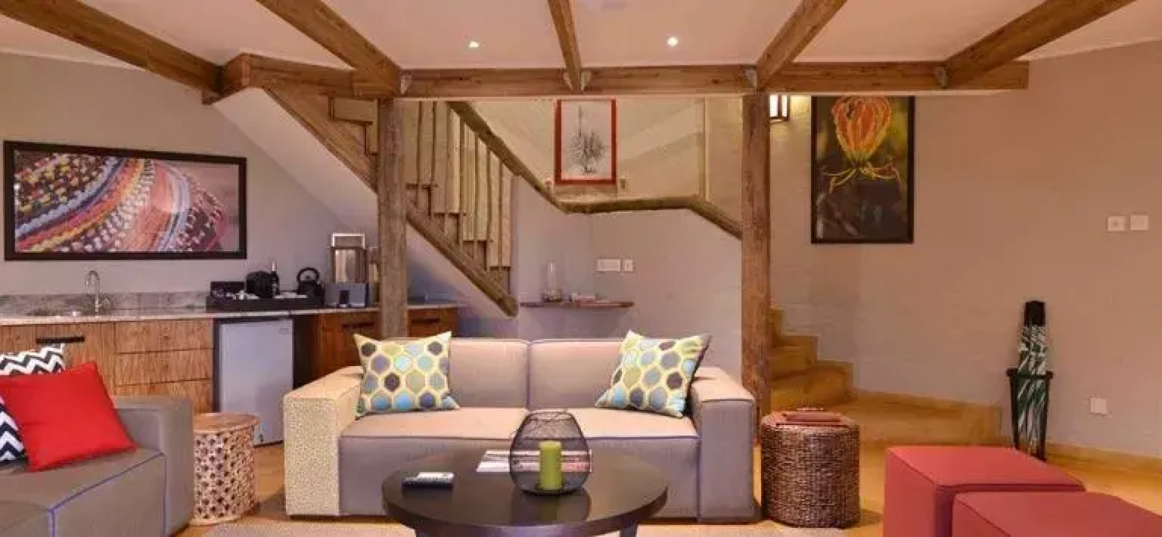 Victoria Falls Safari Suites